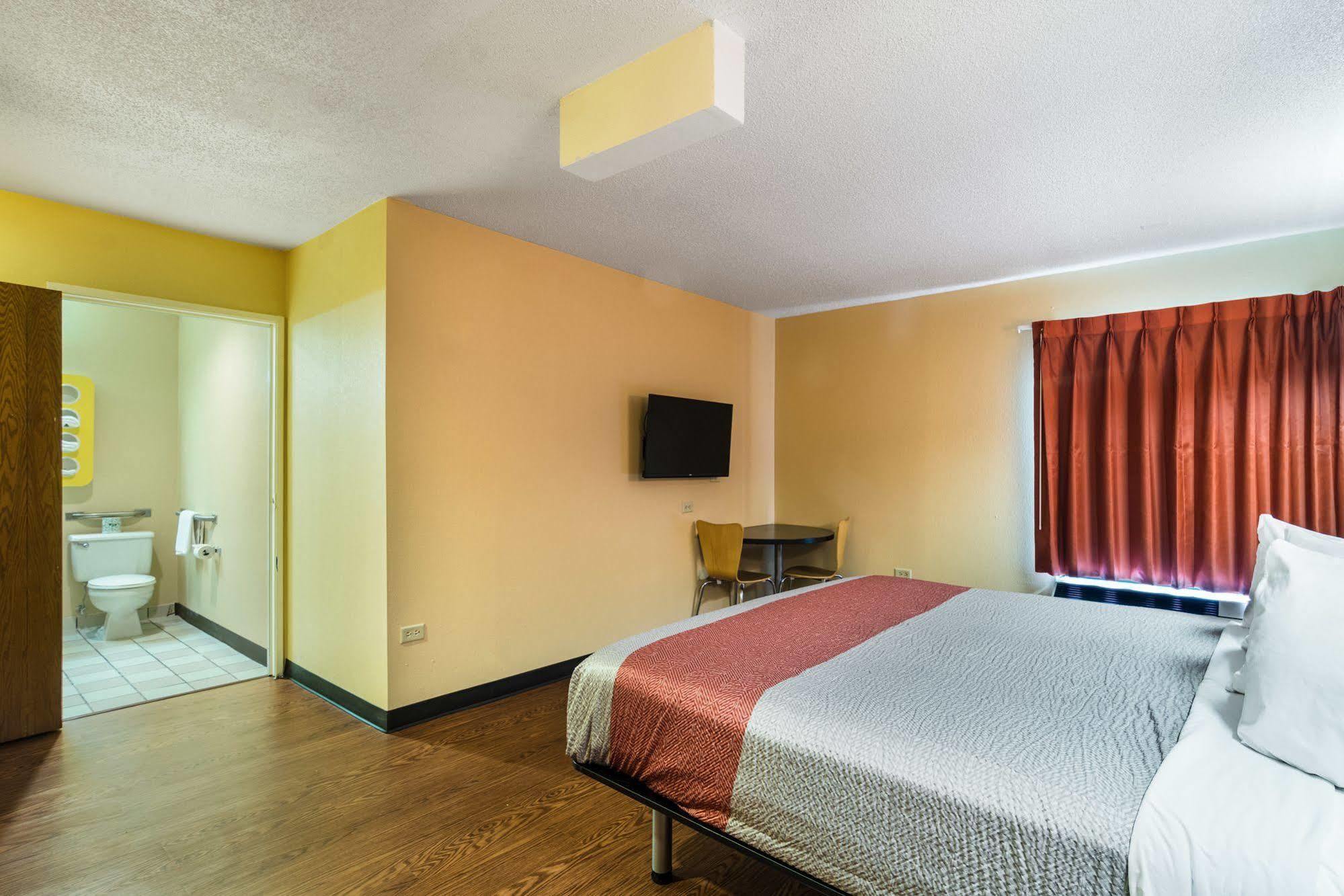 Motel 6-Libertyville, Il Extérieur photo