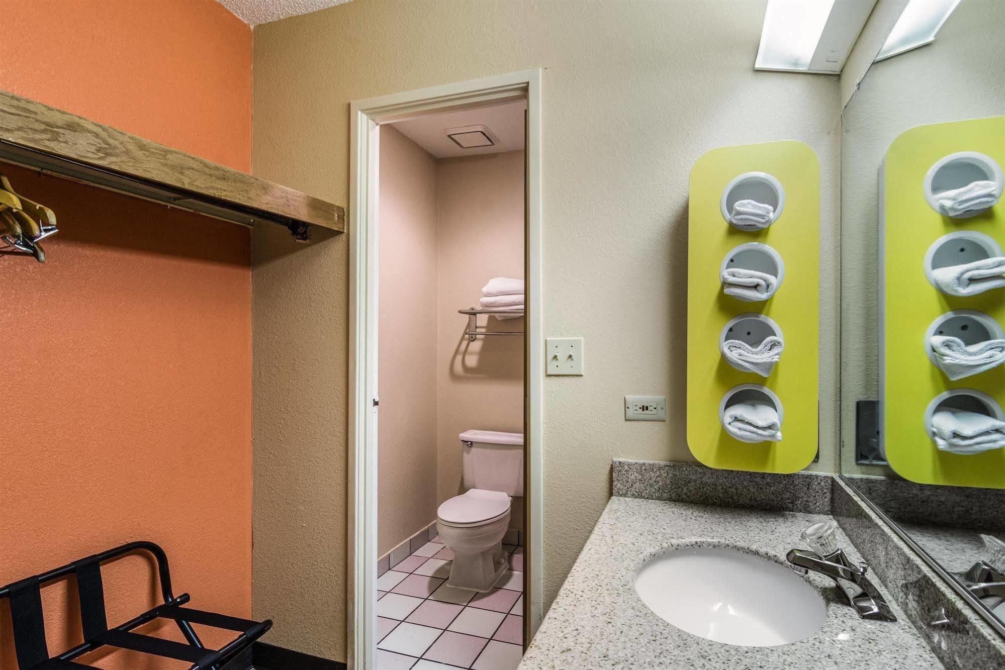 Motel 6-Libertyville, Il Extérieur photo